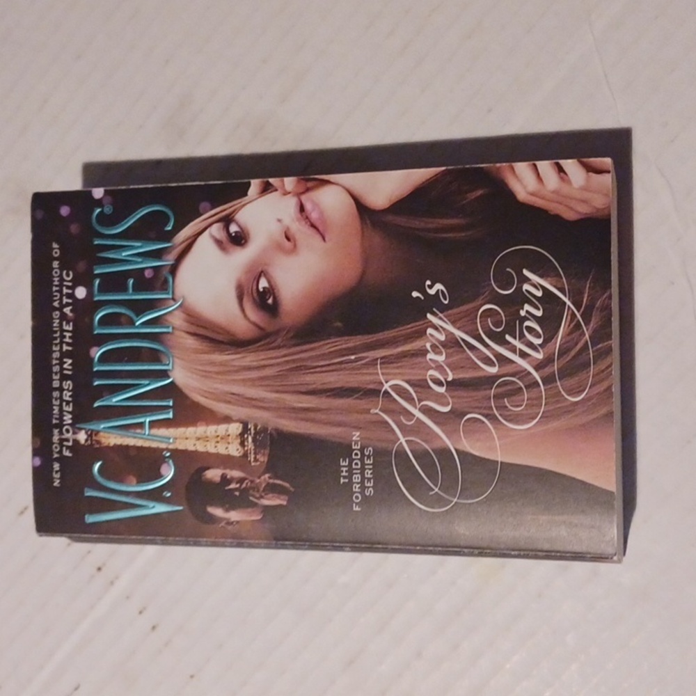 $4 Add-on "Roxy's Story" by V.C. Andrews - Paperback Novel